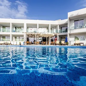 *** Apart Otel Bellini Kıbrıs